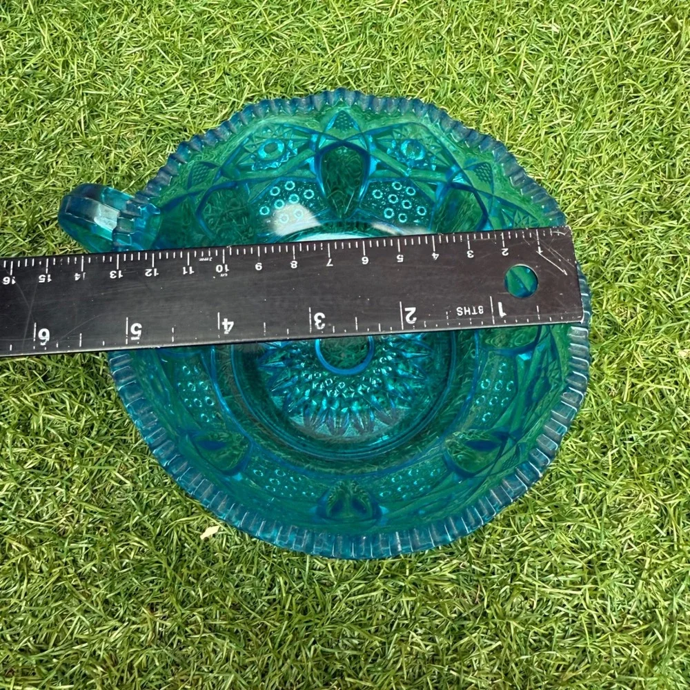 Vtg L.E.‎ Smith Heritage Aqua Blue Glass Handled Nappy Bowl